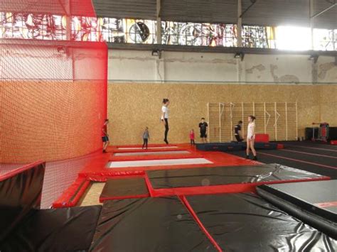 zgoda rodzica hangar 646|Hangar 646, czyli Park trampolin .